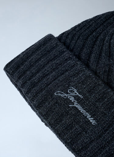 LN-CC® - Jacquemus: Le Bonnet Tourni Beanie Hat - Grey Jacquemus Le Bonnet Tourni Beanie Hat Grey jac0162017