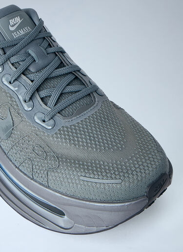 Nike x Isamaya Ffrench Vomero Premium Sneakers Grey nik0364043