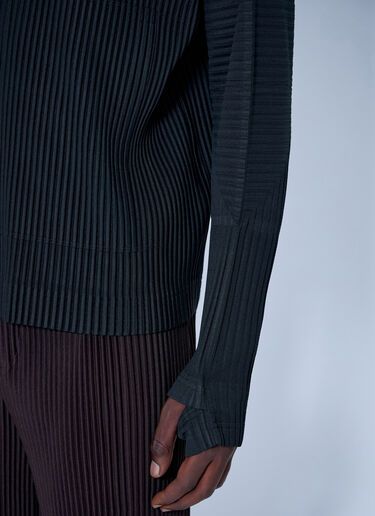 LN-CC® - Homme Plissé Issey Miyake: Pleated Half Zip Through Top - Black Homme Plissé Issey Miyake Pleated Half Zip Through Top Black hmp0164012