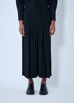 LN-CC® - Homme Plissé Issey Miyake: Pleated Pants - Black Homme Plissé Issey Miyake Pleated Pants Black hmp0163007