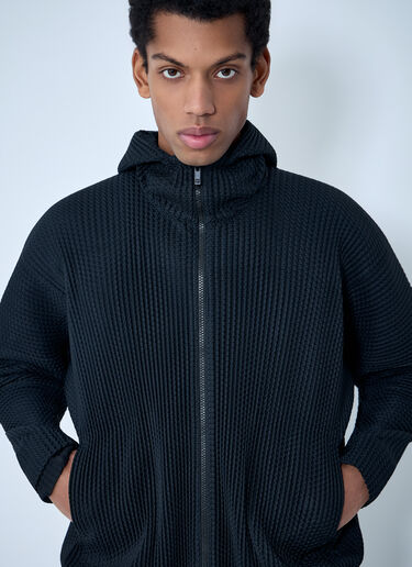 LN-CC® - Homme Plissé Issey Miyake: 褶皱拉链连帽毛衣 - 黑色 Homme Plissé Issey Miyake 褶皱拉链连帽毛衣 黑色 hmp0163006