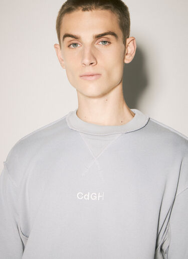LN-CC® - Comme des Garçons Homme: 로고 자수 티셔츠 - 그레이 Comme des Garçons Homme 로고 자수 티셔츠 그레이 cdh0158013