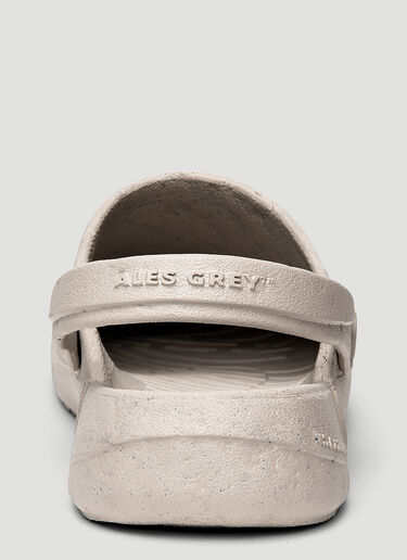 LN-CC® - Ales Grey: Rodeo Drive Clogs - Grey Ales Grey Rodeo Drive Clogs Grey als0349004