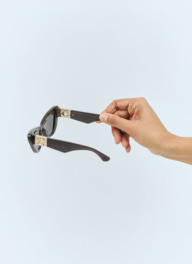 LN-CC® - Burberry: Cat Eye Sunglasses - Black Burberry Cat Eye Sunglasses Black lxb0257003