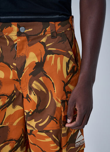 LN-CC® - Martine Rose: Printed Cargo Shorts - Orange Martine Rose Printed Cargo Shorts Orange mtr0164009