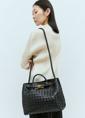 Bottega Veneta Medium Andiamo Handbag Black bov0255096