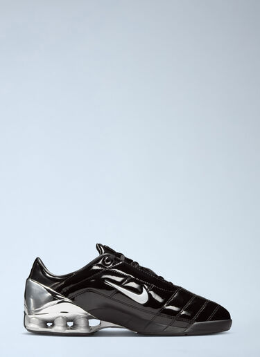 LN-CC® - Nike: Total 90 Shox Magia Sneaker - Black Nike Total 90 Shox Magia Sneaker Black nik0362001