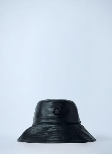 LN-CC® - Moncler x EE72 by Edward Enninful: 徽标图案渔夫帽 - 黑色 Moncler x EE72 by Edward Enninful 徽标图案渔夫帽 黑色 mee0262006