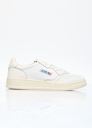 LN-CC® - Autry: Medalist Low Top Sneakers - White Autry Medalist Low Top Sneakers White aut0156001