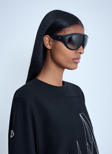 LN-CC® - Moncler + Rick Owens: 遮阳板护目镜太阳镜 - 黑色 Moncler + Rick Owens 遮阳板护目镜太阳镜 黑色 mcs0363025
