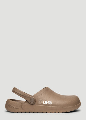 LN-CC® - Ales Grey: Rodeo Drive Clogs - Brown Ales Grey Rodeo Drive Clogs Brown als0349002