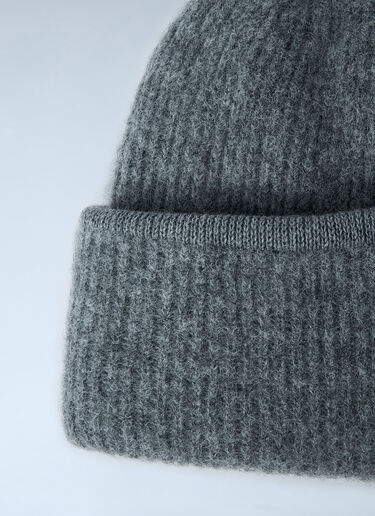 LN-CC® - Jacquemus: Logo Motif Beanie Hat - Dark Grey Jacquemus Logo Motif Beanie Hat Dark Grey jac0262027