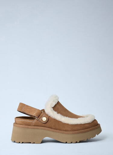 LN-CC® - UGG: Esmee Platform Clogs - Camel UGG Esmee Platform Clogs Camel ugg0362015
