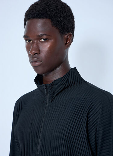 LN-CC® - Homme Plissé Issey Miyake: Pleated Half Zip Through Top - Black Homme Plissé Issey Miyake Pleated Half Zip Through Top Black hmp0164012