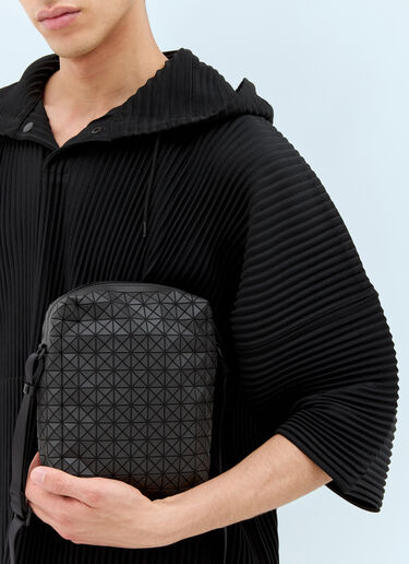 LN-CC® - Bao Bao Issey Miyake: Voyager One-Tone Shoulder Bag - Black Bao Bao Issey Miyake Voyager One-Tone Shoulder Bag Black bao0158002