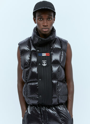 LN-CC® - Moncler x adidas Originals: ロゴアップリケ ベースボールキャップ - ブラック Moncler x adidas Originals ロゴアップリケ ベースボールキャップ ブラック mad0154012
