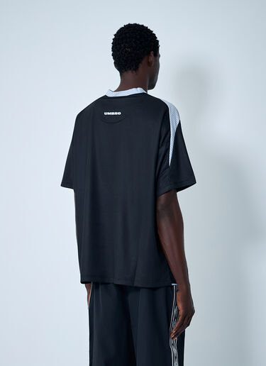 LN-CC® - Umbro: Training T-Shirt - Black Umbro Training T-Shirt Black umb0162011