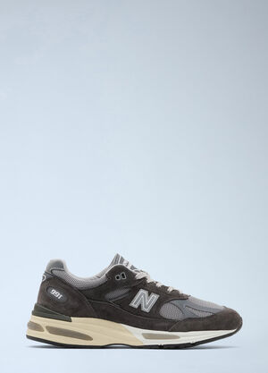 LN-CC® - New Balance: Made in UK 991v2 Sneakers - Grey New Balance Made in UK 991v2 Sneakers Grey new0364004