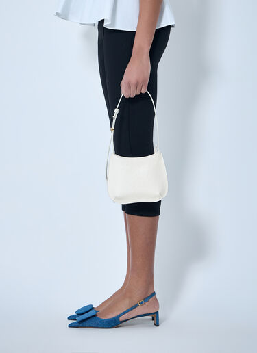 LN-CC® - Jacquemus: Le Petit Bisou Shoulder Bag - White Jacquemus Le Petit Bisou Shoulder Bag White jac0264055