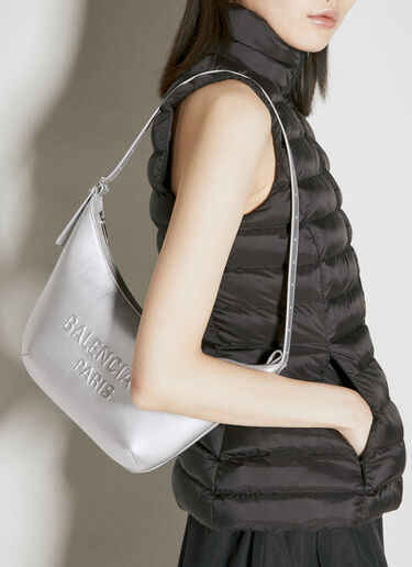 LN-CC® - Balenciaga: Mary-Kate Sling Shoulder Bag - Silver Balenciaga Mary-Kate Sling Shoulder Bag Silver bal0255067