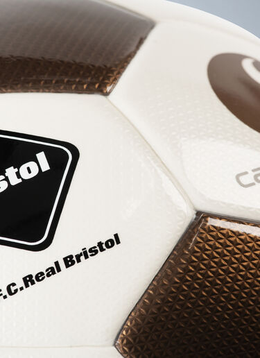 LN-CC® - Carhartt WIP x F.C.Real Bristol: サッカーボール 合成皮革 - ブラウン Carhartt WIP x F.C.Real Bristol サッカーボール 合成皮革 ブラウン wip0164022