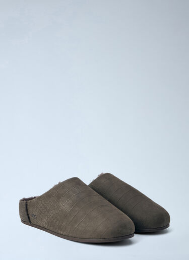 LN-CC® - UGG: Elea Slip Ons - Brown UGG Elea Slip Ons Brown ugg0264024