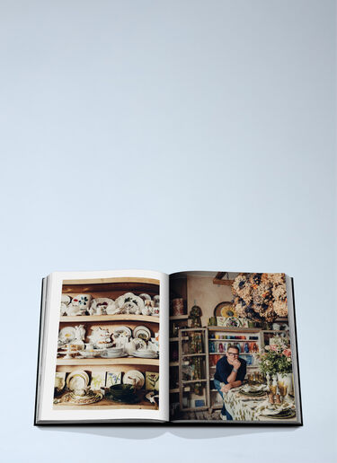LN-CC® - Assouline: London Chic Book - Multicolour Assouline London Chic Book Multicolour wps0692452