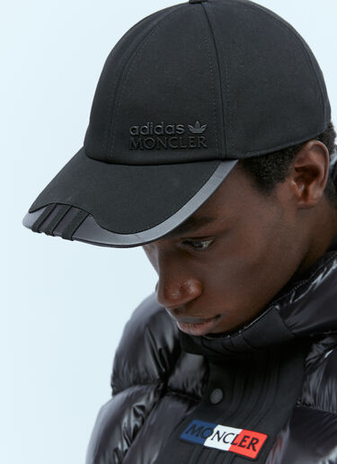 LN-CC® - Moncler x adidas Originals: ロゴアップリケ ベースボールキャップ - ブラック Moncler x adidas Originals ロゴアップリケ ベースボールキャップ ブラック mad0154012