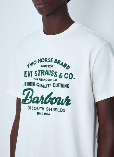 LN-CC® - Levi's x Barbour: ロゴモチーフTシャツ - ホワイト Levi's x Barbour ロゴモチーフTシャツ ホワイト leb0162006