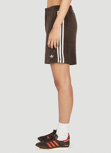 LN-CC® - adidas by Wales Bonner: 벨루어 트랙 쇼츠 - 다크 브라운 adidas by Wales Bonner 벨루어 트랙 쇼츠 다크 브라운 awb0352010